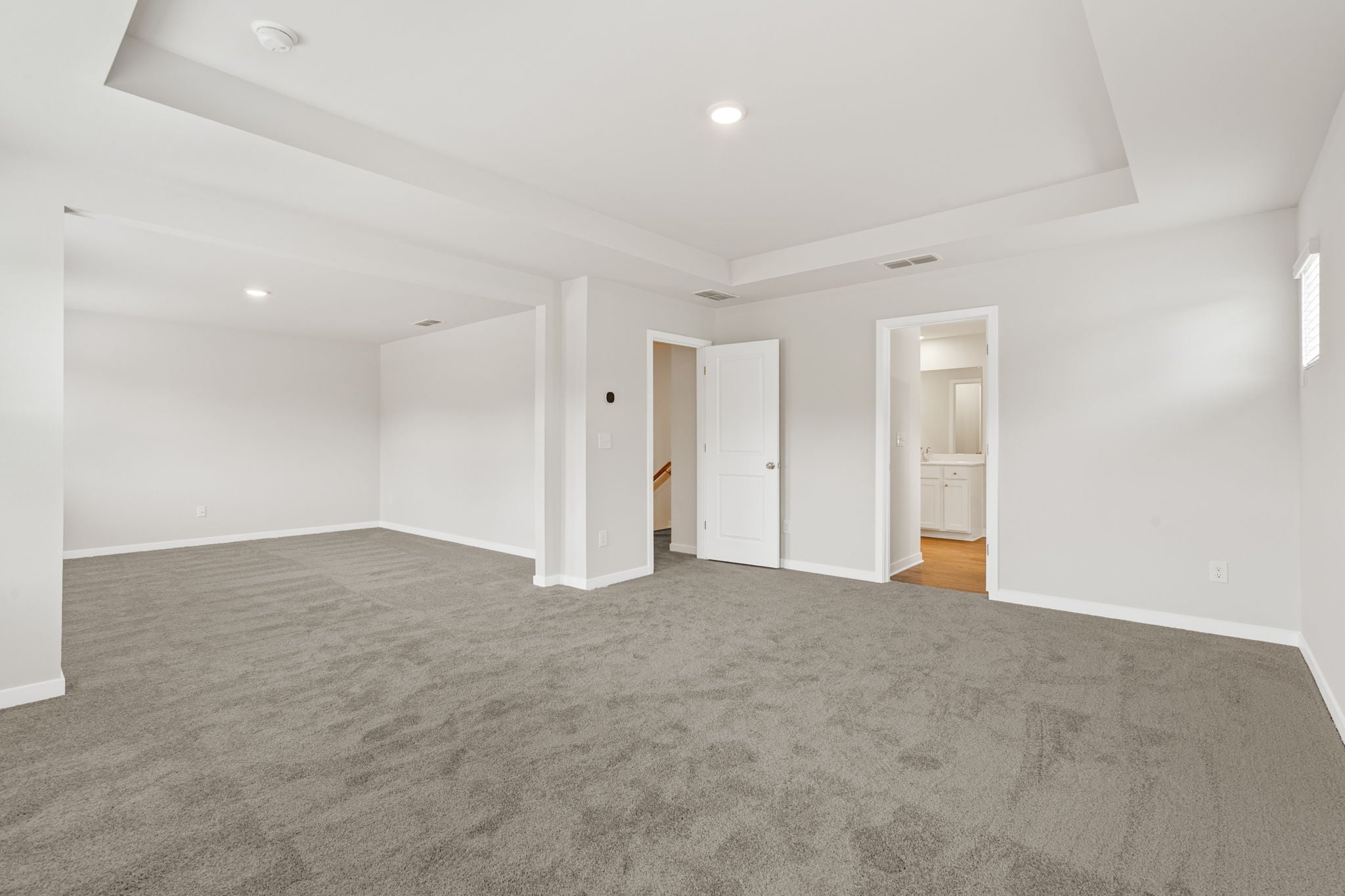 A large empty room.
